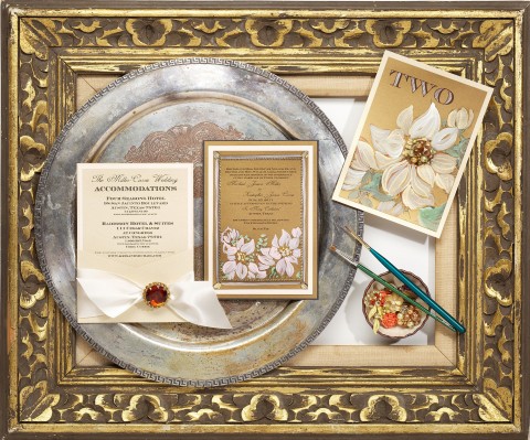 Vintage-Brooch-and-Floral-Wedding-Invitations