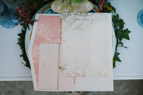 black-tie-artistic-wedding-italy-foil-invitation