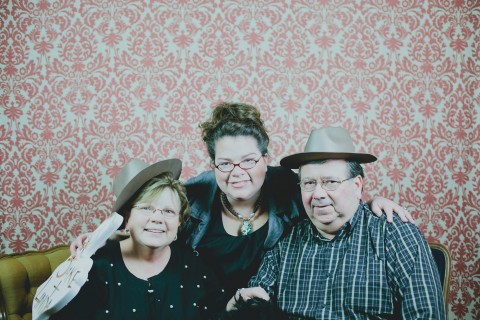 40-year-anniversary-rustic-country-music-party-momental-parents