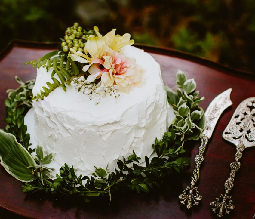 rustic-wedding-cake